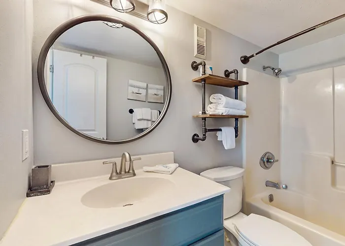 Island Winds East 411 Apartment *